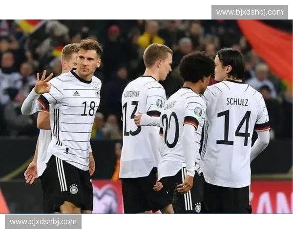 聚焦本赛季精彩对决全面解析球队表现与球员巅峰时刻 聚焦本赛季精彩对决全面解析球队表现与球员巅峰时刻