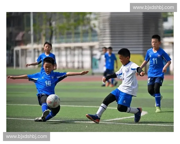 以太原市校园足球联赛为平台推动青少年足球发展与校园体育文化建设